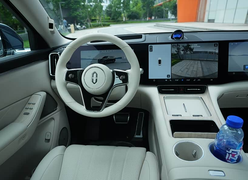 HUAWEI AITO M8 Revolutionizes Family Travel Experience-Picture5