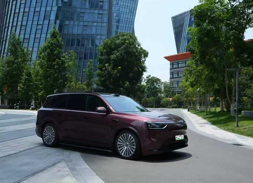 How about Huawei electric car for families with children?-Picture1