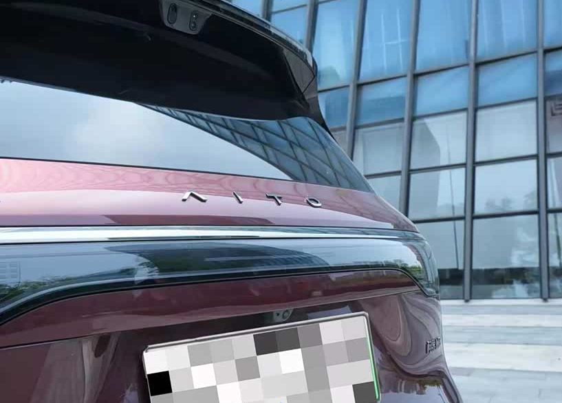 How about Huawei electric car for families with children?-Picture6
